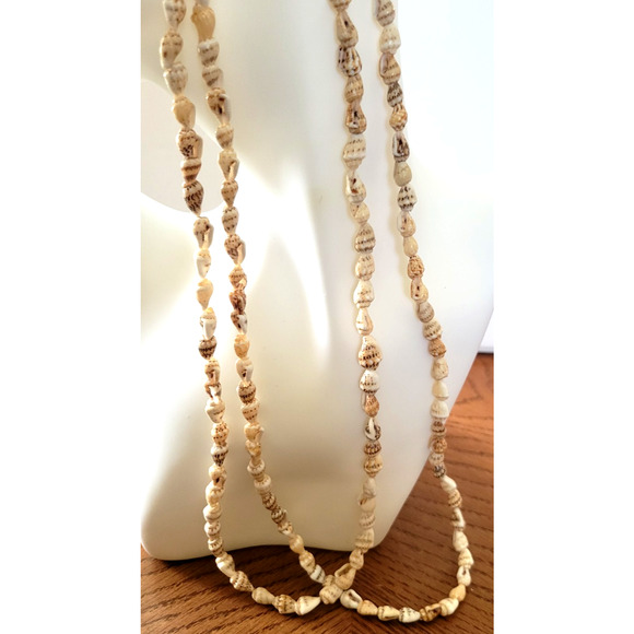 Vtg Estate Mini Seashells 1 strand Beach Handmade Boho Jewelry Necklace 29" - Picture 1 of 5